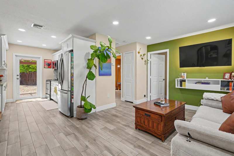 2480 NE 13th Terrace, Pompano Beach FL 33064