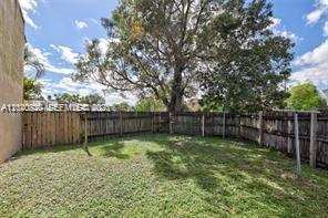 350 Sunshine Dr, Coconut Creek FL 33066