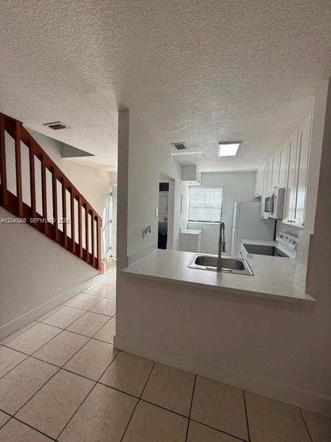 6854 NW 173rd Dr # 209, Hialeah FL 33015