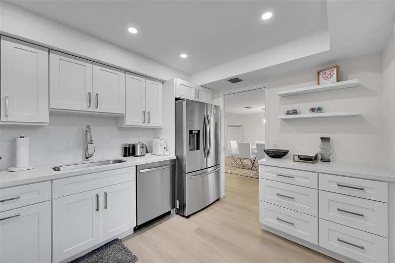 555 Oaks Lane # 311, Pompano Beach FL 33069