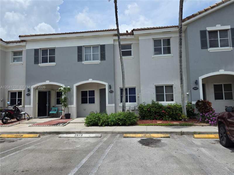 2973 SE 15th Ter, Homestead FL 33035
