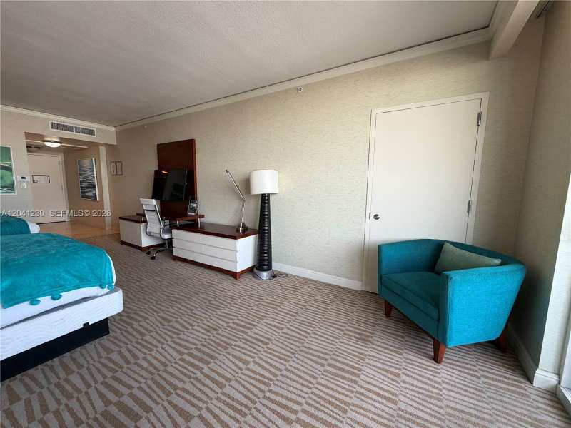 18001 Collins Ave # 618, Sunny Isles Beach FL 33160