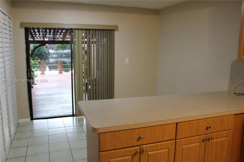 5446 W 26th Ave # 20, Hialeah FL 33016