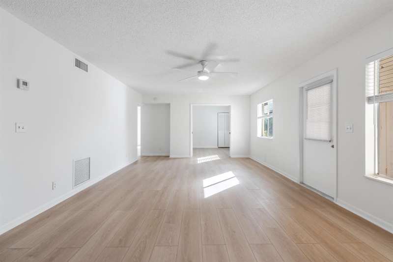 3561 Tall Pine Way # 2, FL 33463