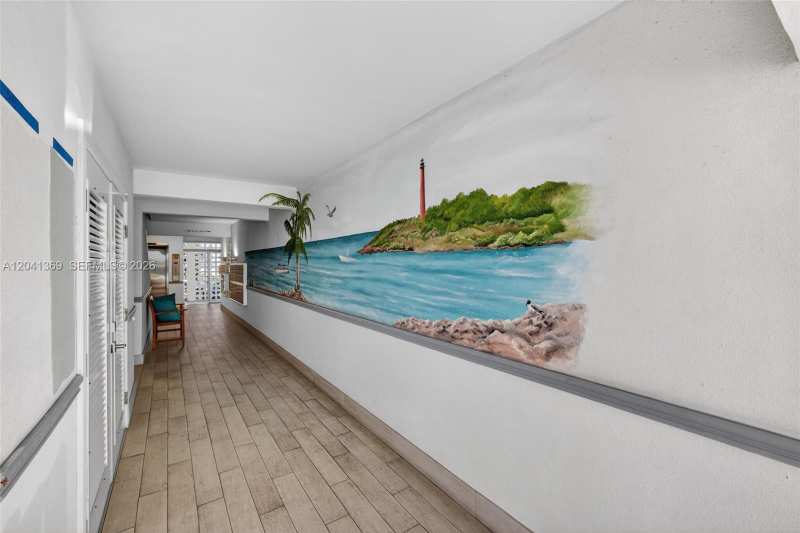 111 Shore Ct # 205, North Palm Beach FL 33408