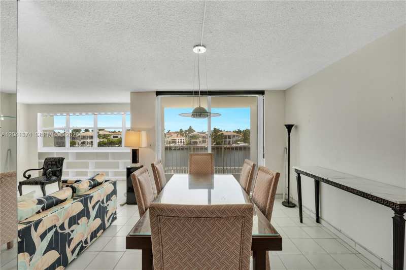 1410 S Ocean Dr # 304, Hollywood FL 33019
