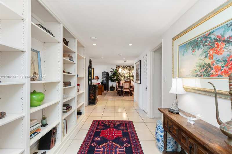 1581 Brickell Ave # 903, Miami FL 33129