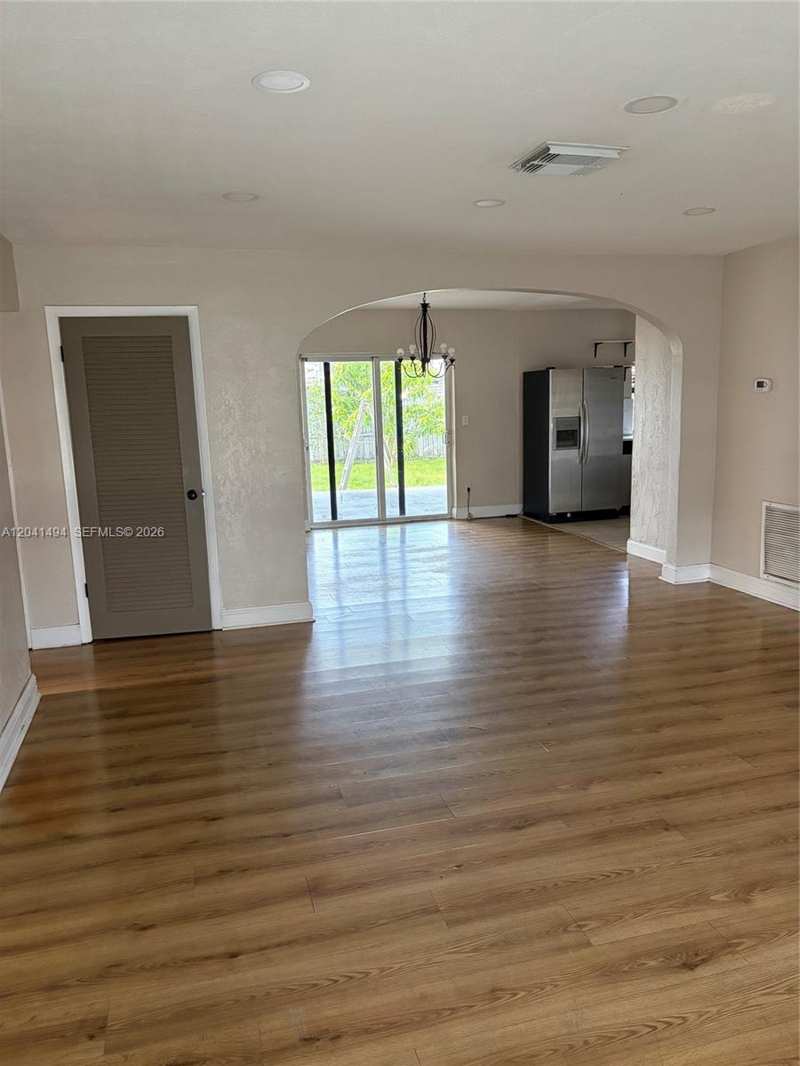 DRIFTWOOD ESTATES NO 6