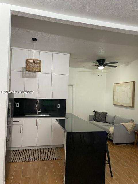 7149 Bay Dr # 2, Miami Beach FL 33141