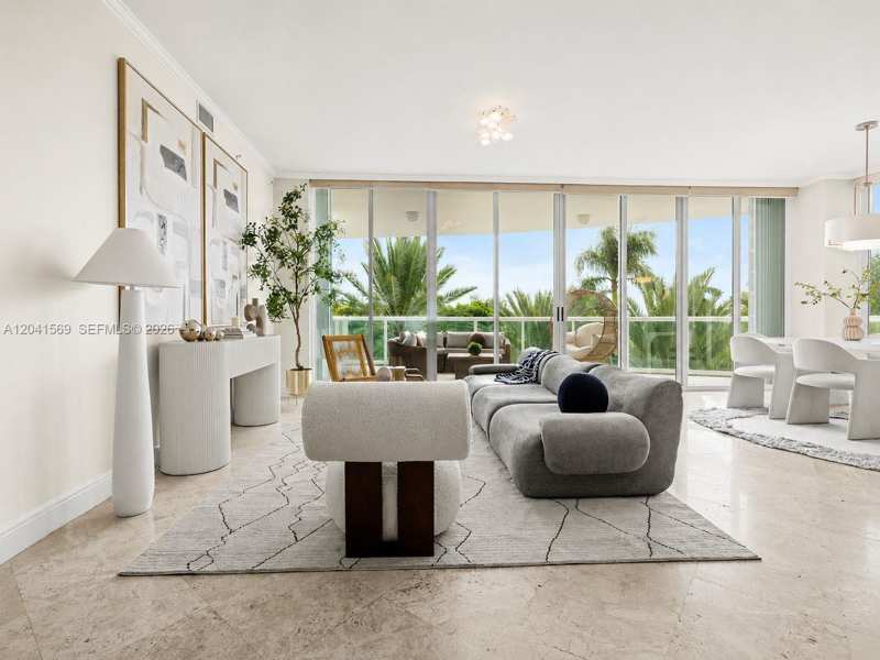 2645 S Bayshore Dr # 304, Miami FL 33133