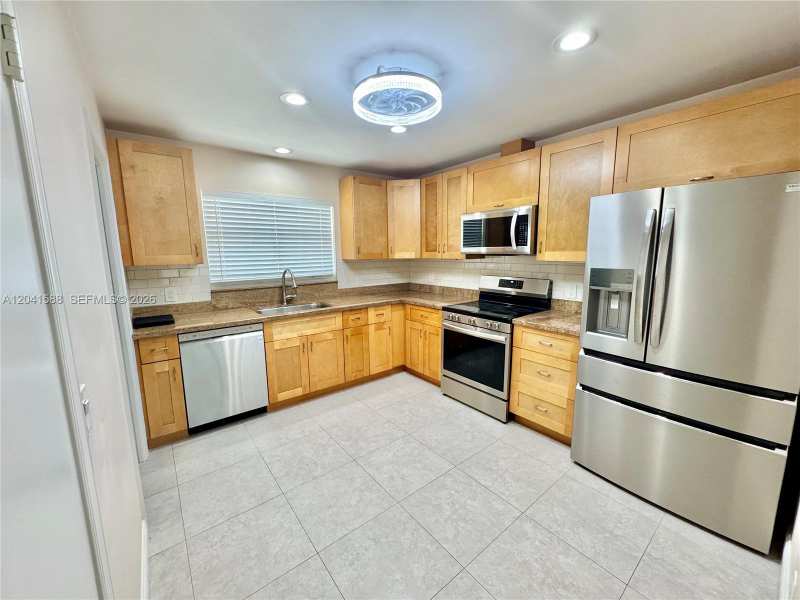 1940 NE 34th Ct # 1950, Lighthouse Point FL 33064