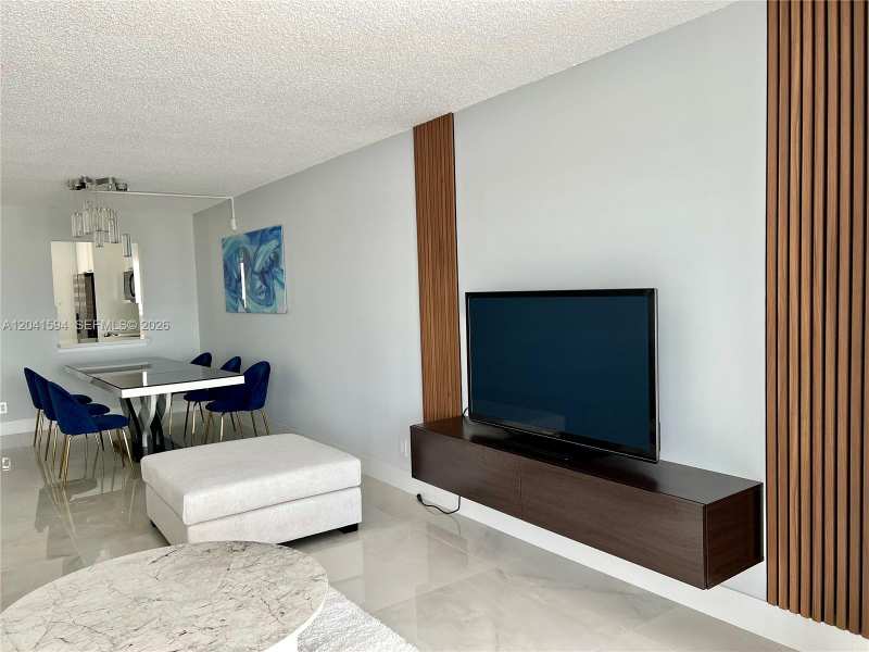 2551 Aragon Blvd # 310, Sunrise FL 33322