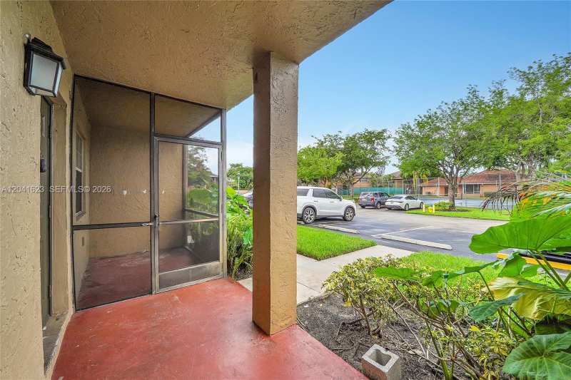 755 NW 104th Ave # 104, Pembroke Pines FL 33026