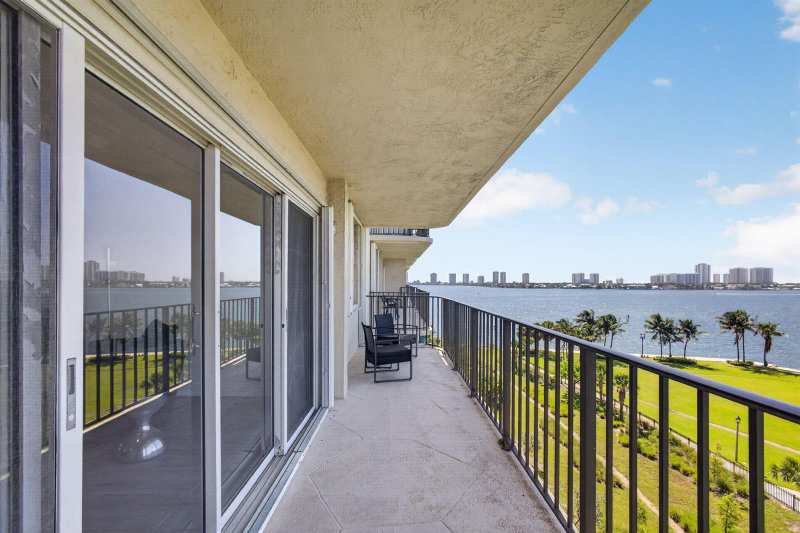 801 Lake Shore Drive # 716, Lake Park FL 33403