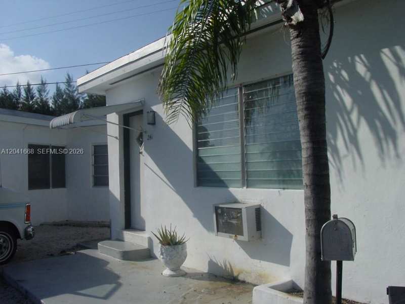 2405-2411 NE 136th Ln, North Miami Beach FL 33181