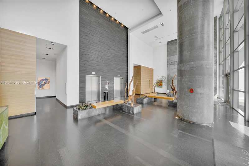 888 Biscayne Blvd # 2101, Miami FL 33132