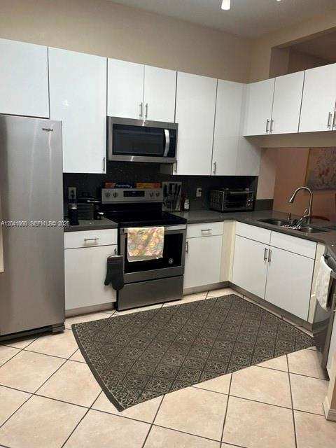 10136 Lombardy Dr, Tamarac FL 33321