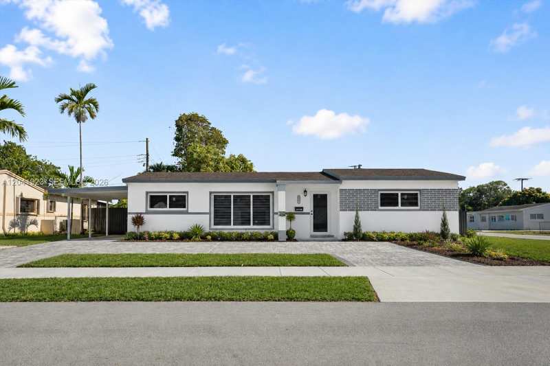 2741 NW 172nd Ter, Miami Gardens FL 33056