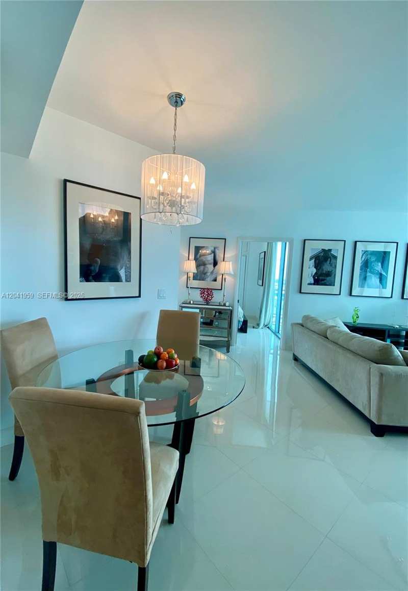 350 S Miami Ave # 3813, Miami FL 33130