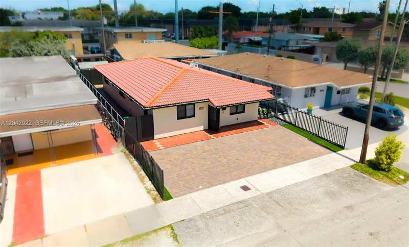 509 NW 57th Ct, Miami FL 33126