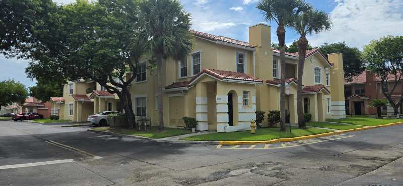 2505 Belmont Lane, North Lauderdale FL 33068