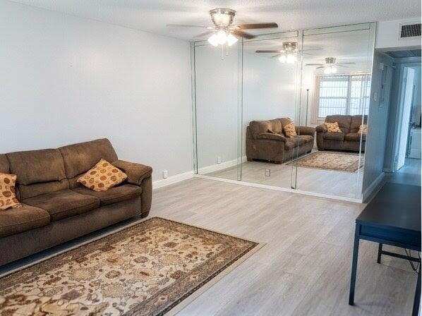 25 Upminster B # 25, Deerfield Beach FL 33442