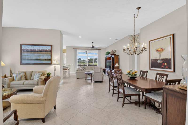 10830 Leaf Bridge Way, Boynton Beach FL 33473
