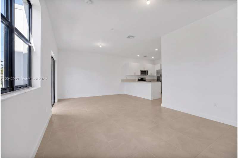 250 SW 159th Ln, Pembroke Pines FL 33027