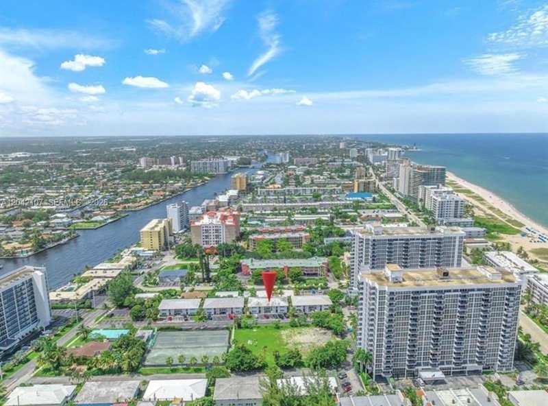3213 Colony Club Rd, Pompano Beach FL 33062