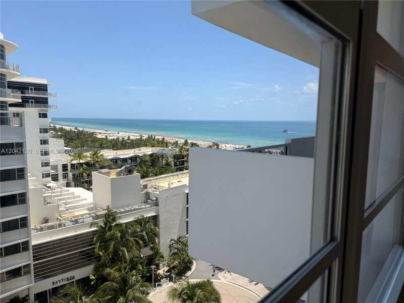 100 Lincoln Rd # 1025, Miami Beach FL 33139