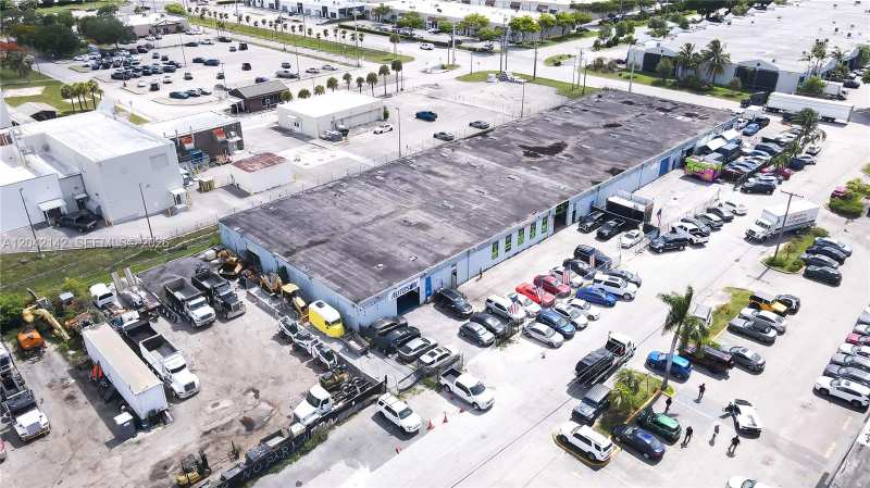 5500 NW 74th Ave, Miami FL 33166