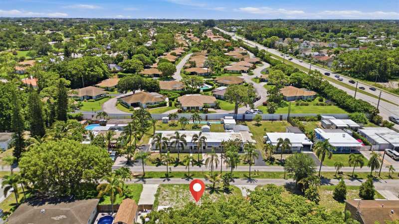 000 Morrison Avenue, FL 33463