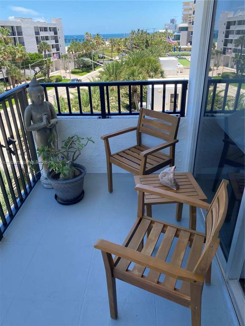 531 N ocean # 611, Pompano Beach FL 33062