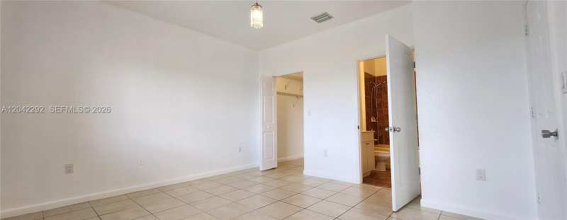 10949 SW 181 TE # 0, Miami FL 33157