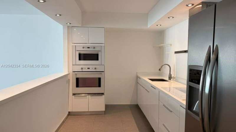 19380 Collins Ave # 905, Sunny Isles Beach FL 33160