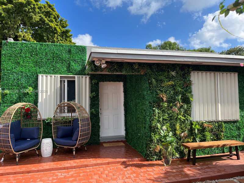 2737 NW 13th Ave, Miami FL 33142