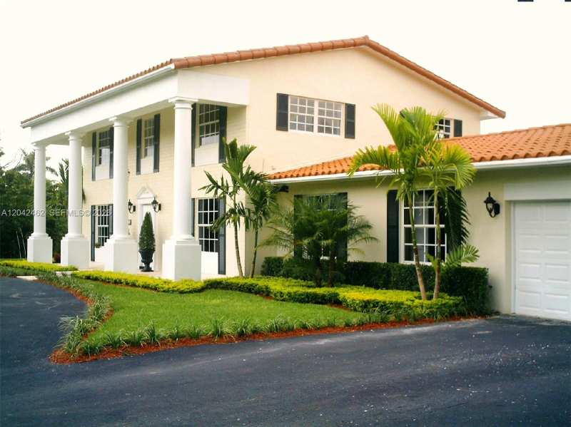 7240 SW 119th St, Pinecrest FL 33156