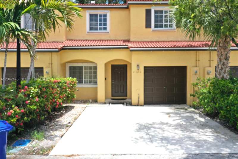 2123 SW 101st Ln, Miramar FL 33025
