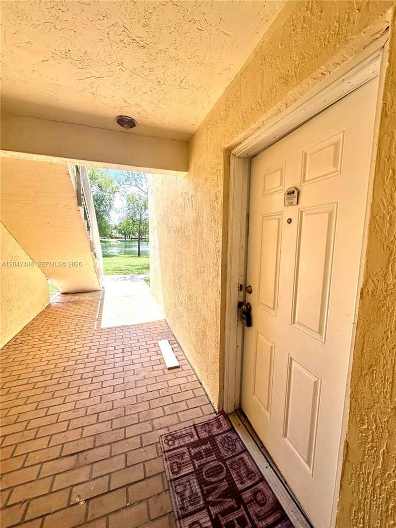 3630 N 56th Ave # 310, Hollywood FL 33021