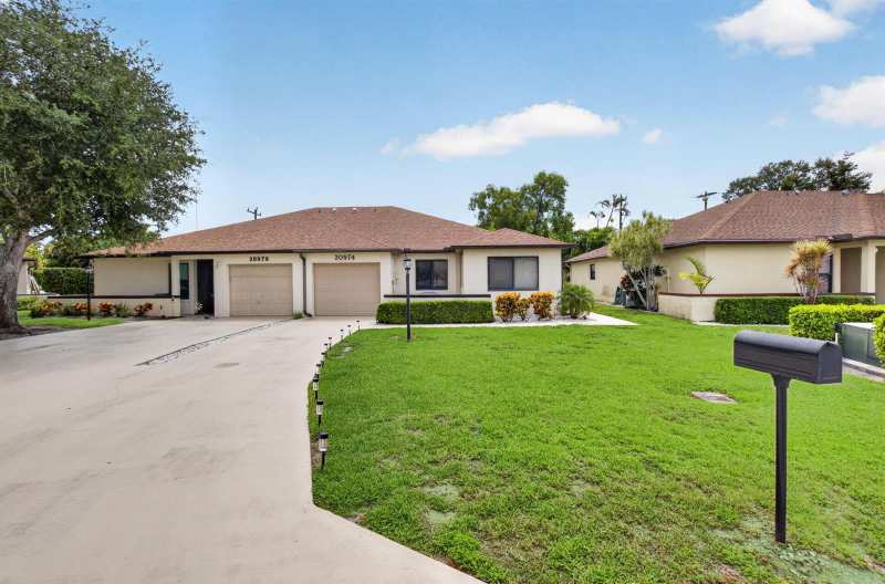 20974 Concord Green Drive E, Boca Raton FL 33433