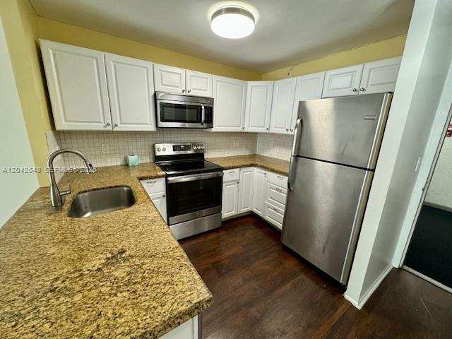2029 NW 46th Ave # E202, Lauderhill FL 33313