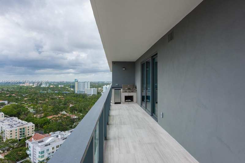 1451 Brickell Ave # 2103, Miami FL 33131