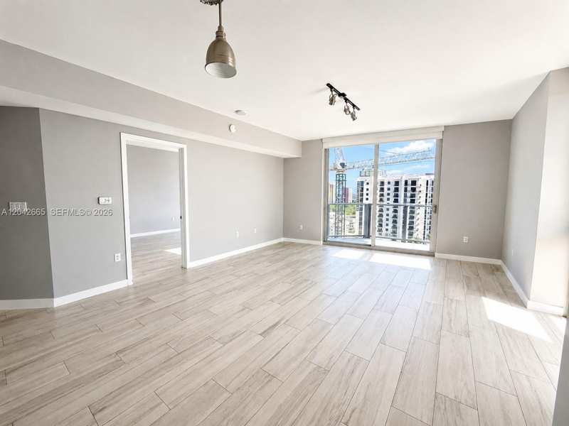 1010 SW 2nd Ave # 1809, Miami FL 33130
