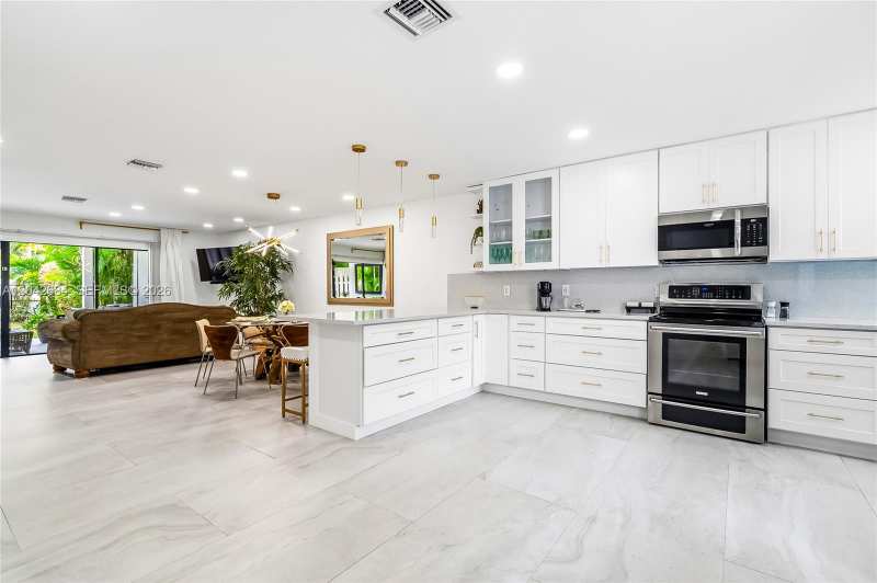 1301 SW 10th Ave # 105, Delray Beach FL 33444