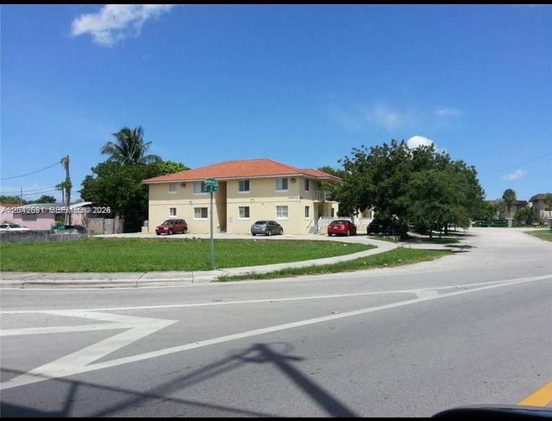 2185 NW 16th Ter # 10, Miami FL 33125