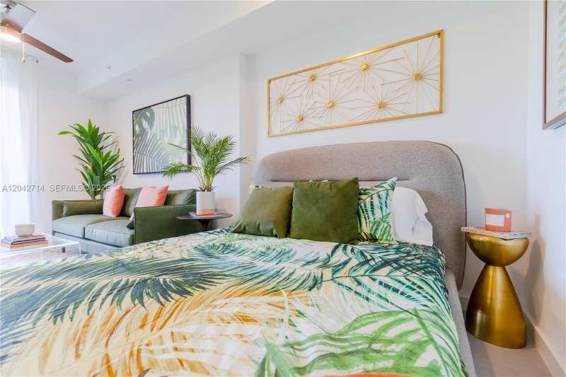 1005 Spring Garden Rd # 433, Miami FL 33136