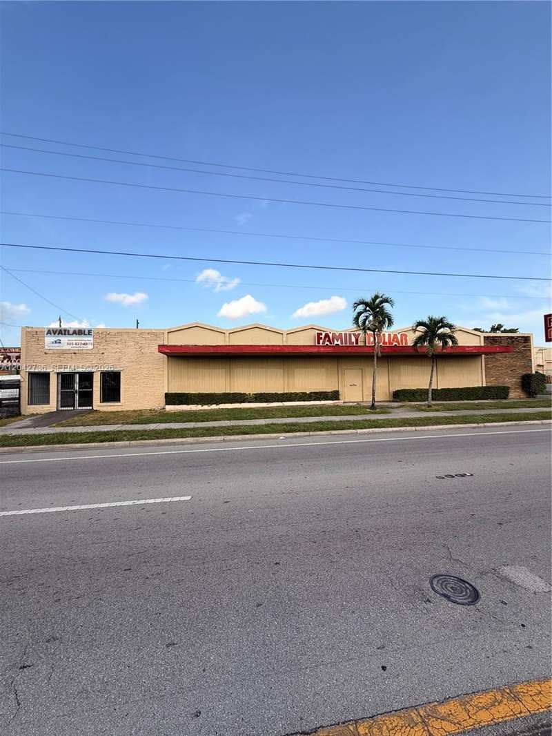 9360 NW 27th Ave, Miami FL 33147