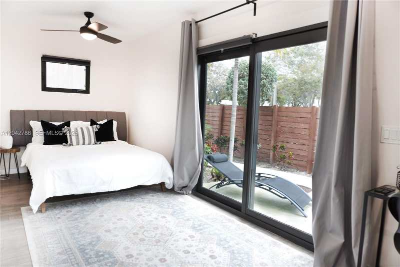 1240 NE 17th Ave # 2, Fort Lauderdale FL 33304