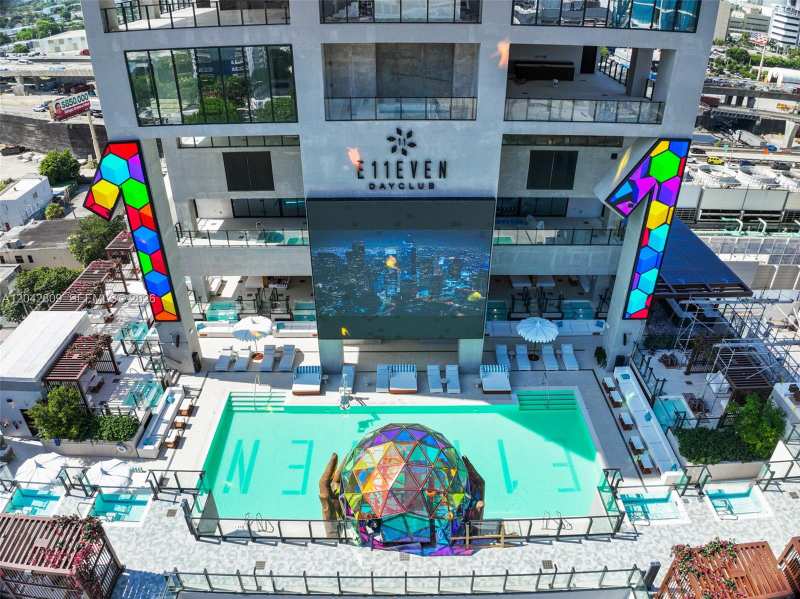 20 NE 11 # 2410, Miami FL 33132