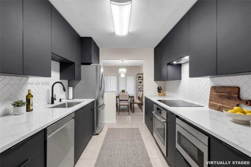 1491 NW 95th Ter # 201, Pembroke Pines FL 33024